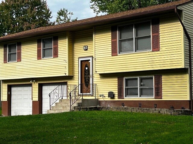 Primary Photo - NOW AVAILABLE! 62 Brewster Dr, Middletown,...