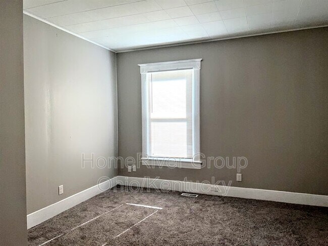 Building Photo - 3725 Wheeler Ave