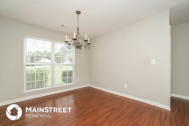 Foto del edificio - 10251 Deep Creek Pl