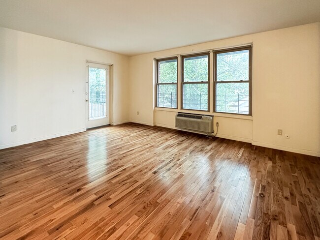 Foto del edificio - 274 County Rd