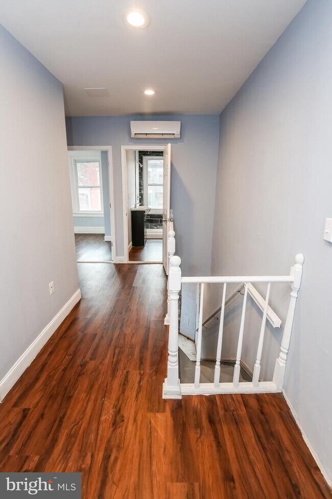 Foto del edificio - 2628 11th St NW
