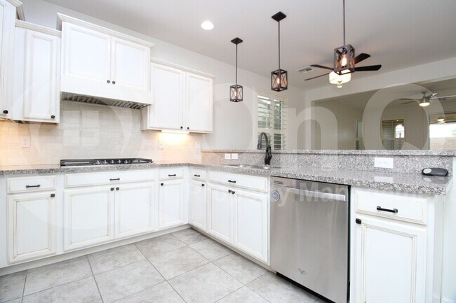 Foto del edificio - 10233 E Sable Ave