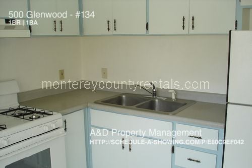 Building Photo - 500 Glenwood Cir