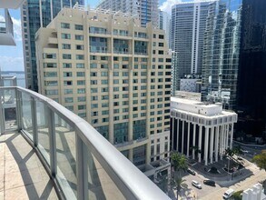 Building Photo - 1060 Brickell Ave