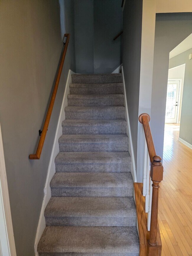 Foto del edificio - 4 Bedroom! Walk to Jim Warren Park, Franklin TN