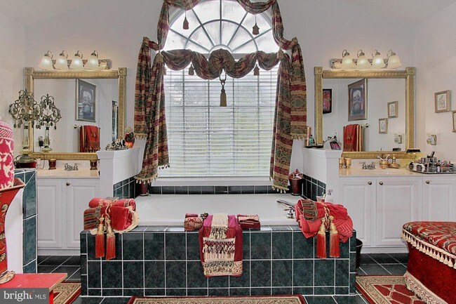 Building Photo - 6221 Jean Louise Way