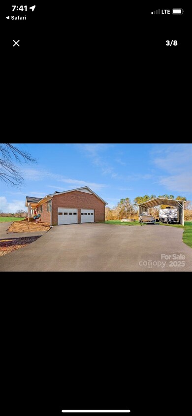 Foto principal - 121 Putnam Lake Rd