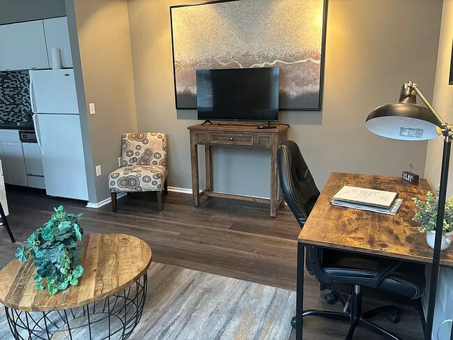 Building Photo - 23 N 4th St