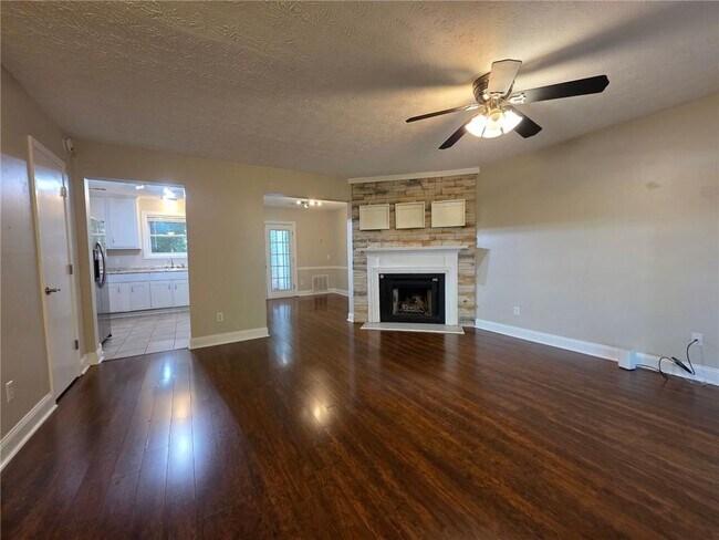 Foto del edificio - 2507 Queen Anne Ct