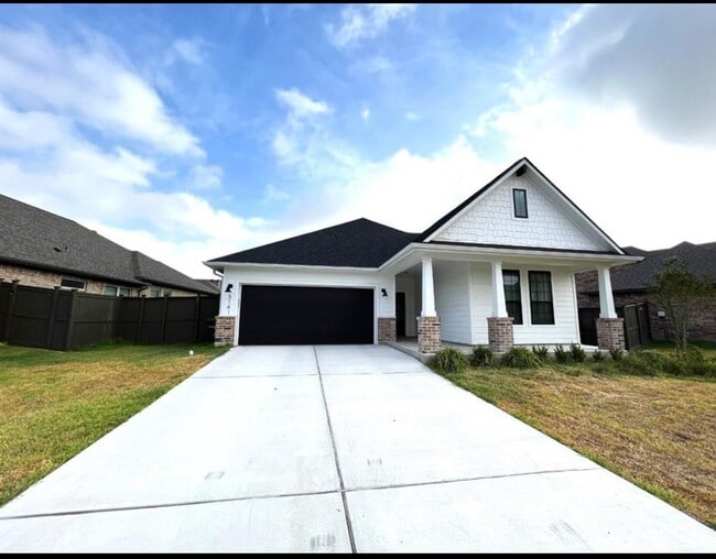 Building Photo - 5141 Maroon Creek Dr