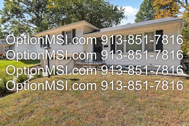 Building Photo - Remodeled home in Raytown!