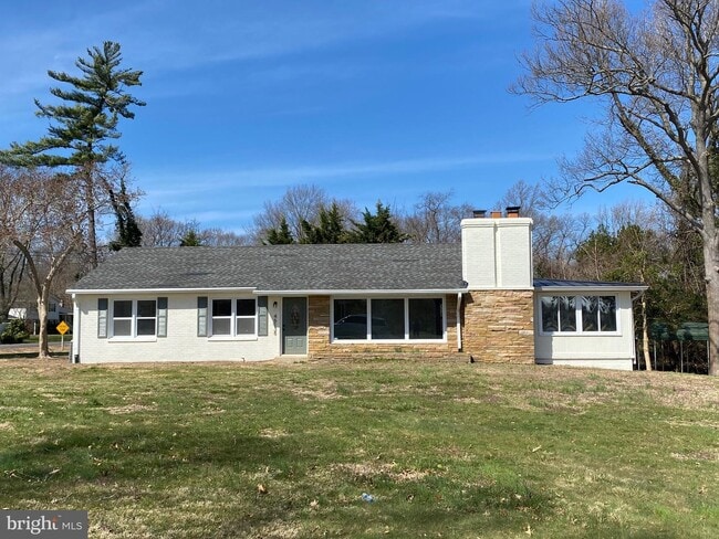 Building Photo - 46138 River Hill Rd