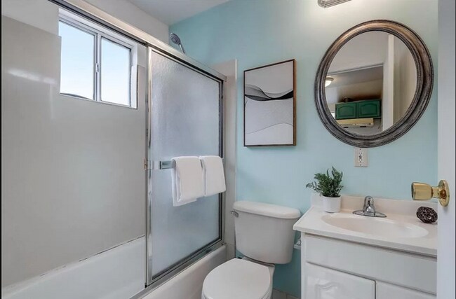 Bathroom - 3311 Loma Vista Way