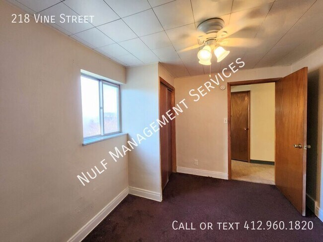 Foto del edificio - 218 Vine St