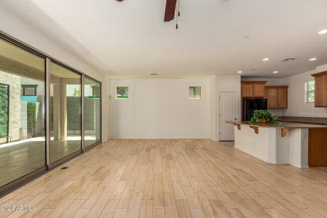 Foto del edificio - 4754 E Tierra Buena Ln