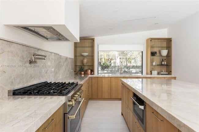 Building Photo - 8800 SW 118th St