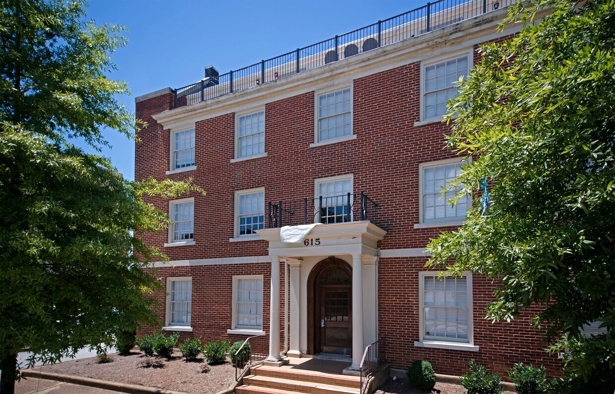 Foto principal - 615 Lindsay St