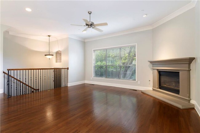 Building Photo - 1500 Pecos St