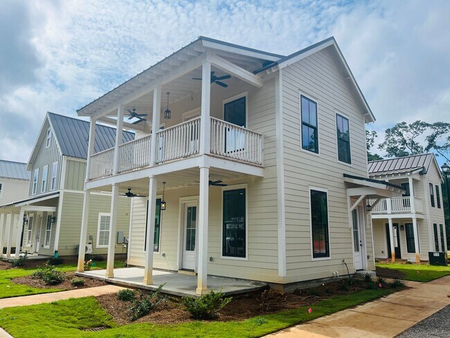 Foto del edificio - 101 Gardenia Ln