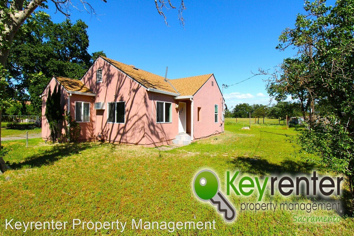Primary Photo - 2 br, 1 bath House - 6028 Rio Linda Blvd