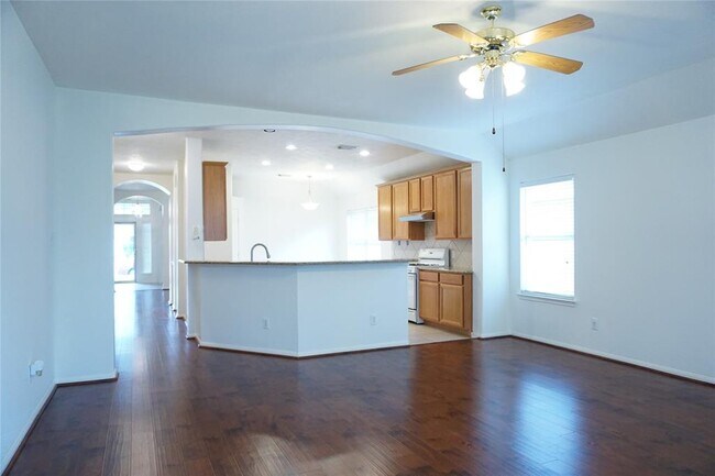 Building Photo - 2310 Oxford Point Ln