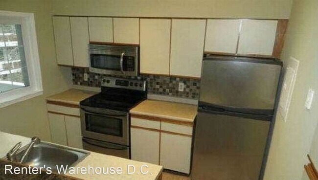 Building Photo - 12898 Grays Pointe Rd