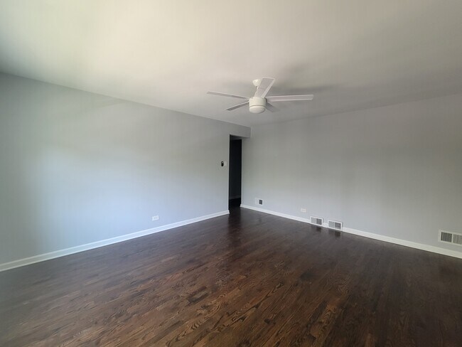 Foto del edificio - 6335 N Francisco Ave