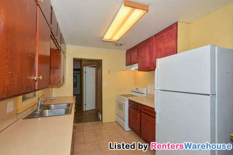 Foto del edificio - 4852 Lanark Rd