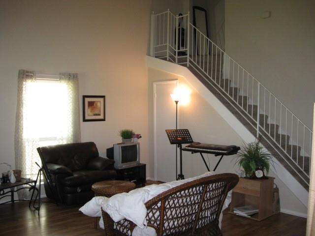 Building Photo - 7346 Walling Ln