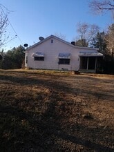 Building Photo - 28 Heaton Rd