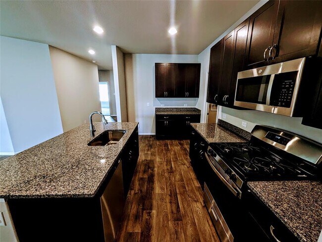 Foto del edificio - 301 Chesterfield Dr