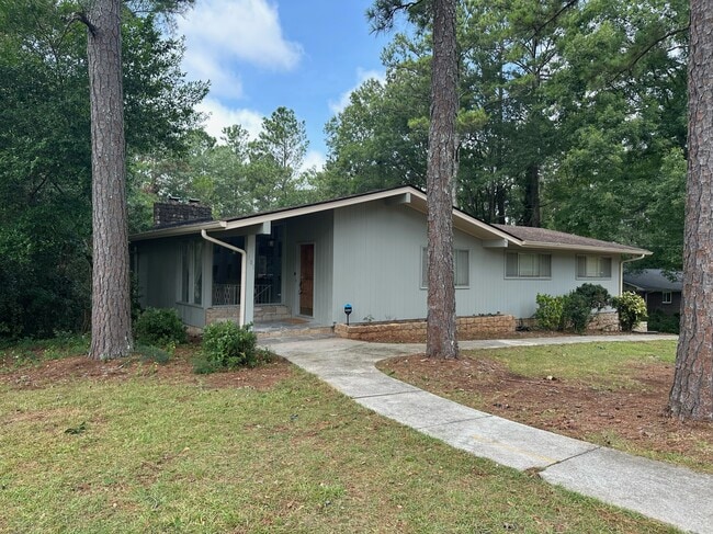 Building Photo - 101 Summit Dr