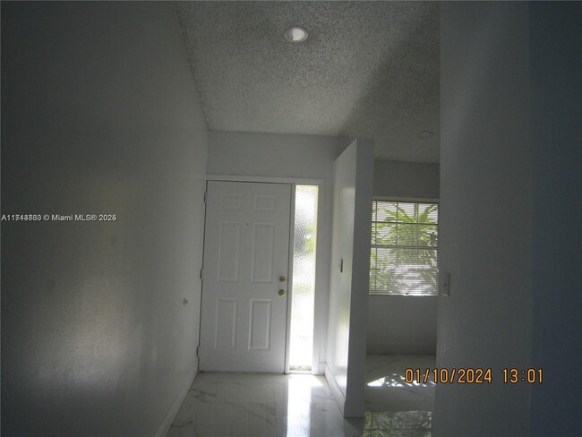 Foto del edificio - 8311 SW 41st Ct