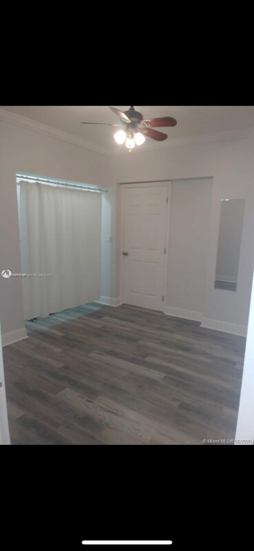 Building Photo - 357 Santander Ave