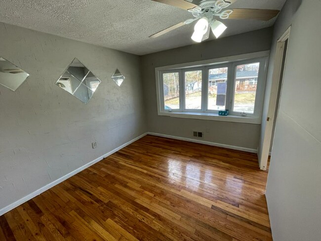 Foto del edificio - 3120 Richmond Ave