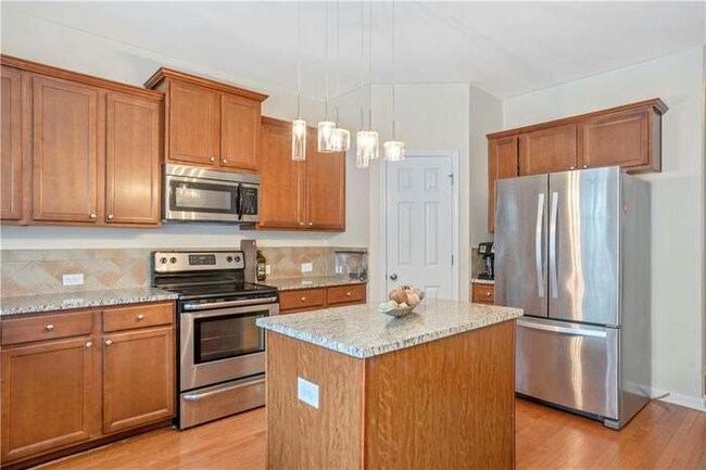 Foto del edificio - 3030 Liberty Way NW