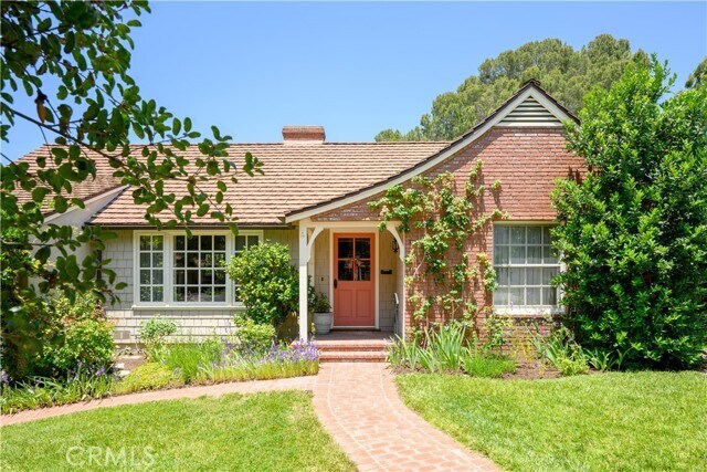Primary Photo - 1281 Oak Cir Dr