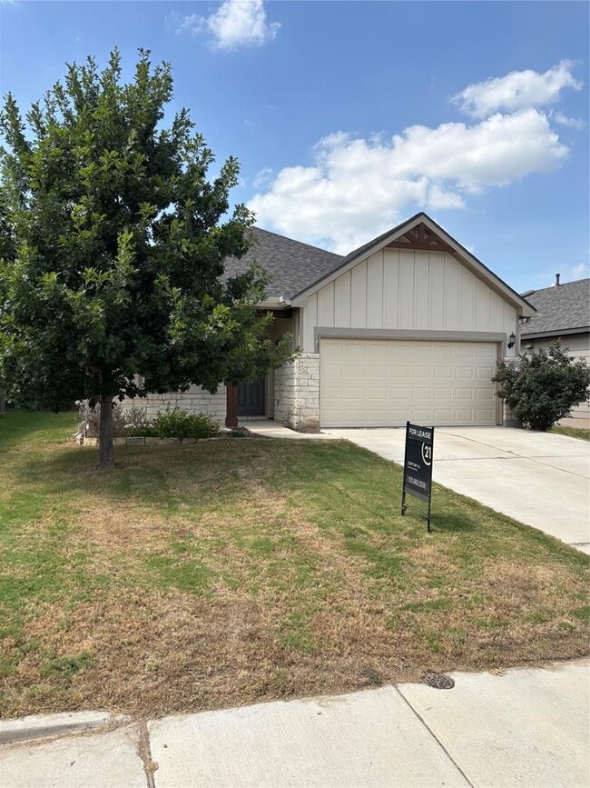 Building Photo - 1101 Cliffbrake Wy