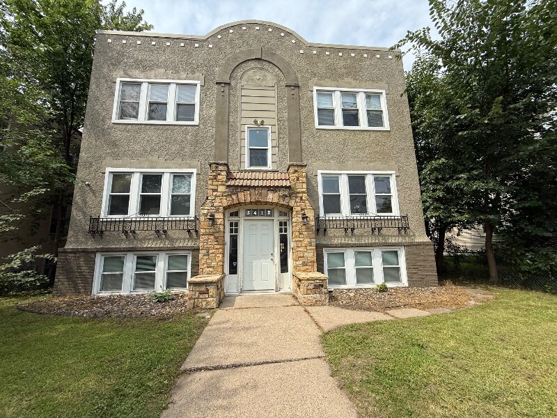 Foto principal - 3412 Chicago Ave