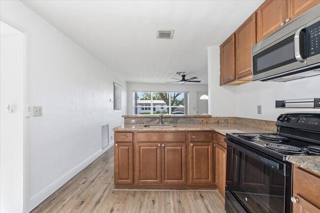 Foto del edificio - 1510 NE 32nd Pl