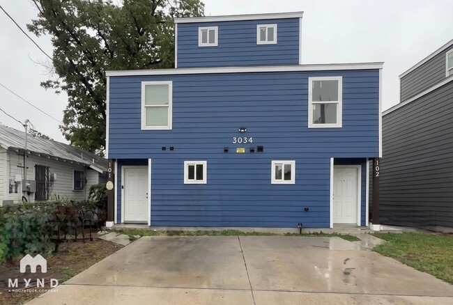 Building Photo - 3034 W Salinas