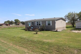 Building Photo - 12827 Pink Taylor Run Rd