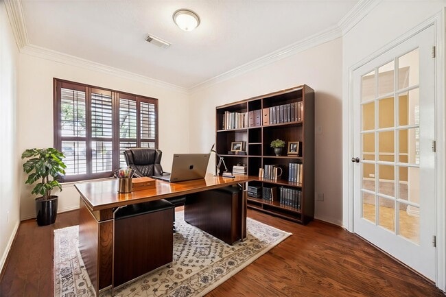 Foto del edificio - 24515 Rozzano Ct