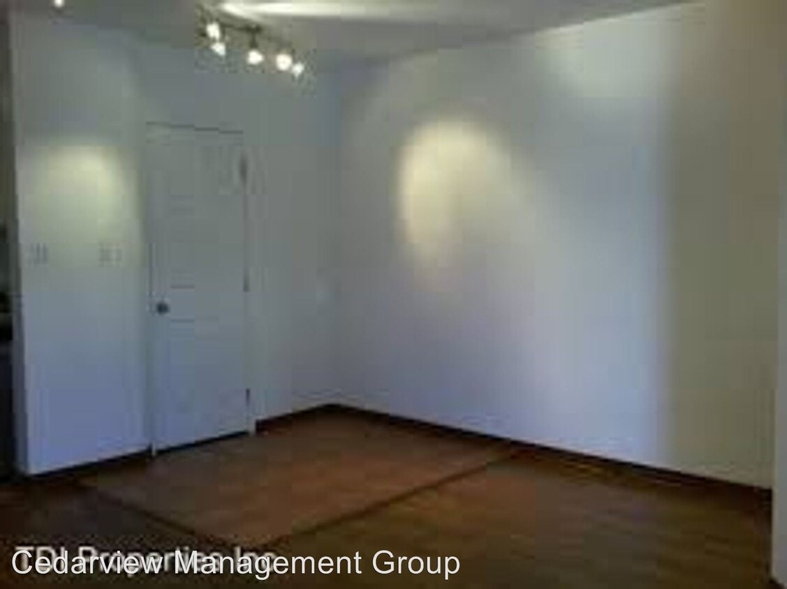 Building Photo - 2646 La Cienega Ave