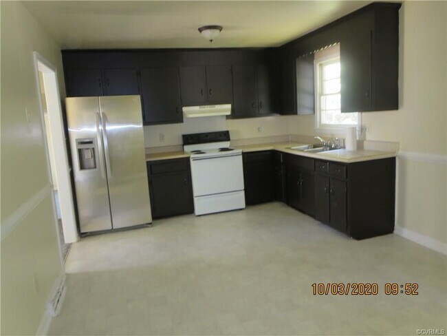 Building Photo - 20506 Ravensbourne Dr