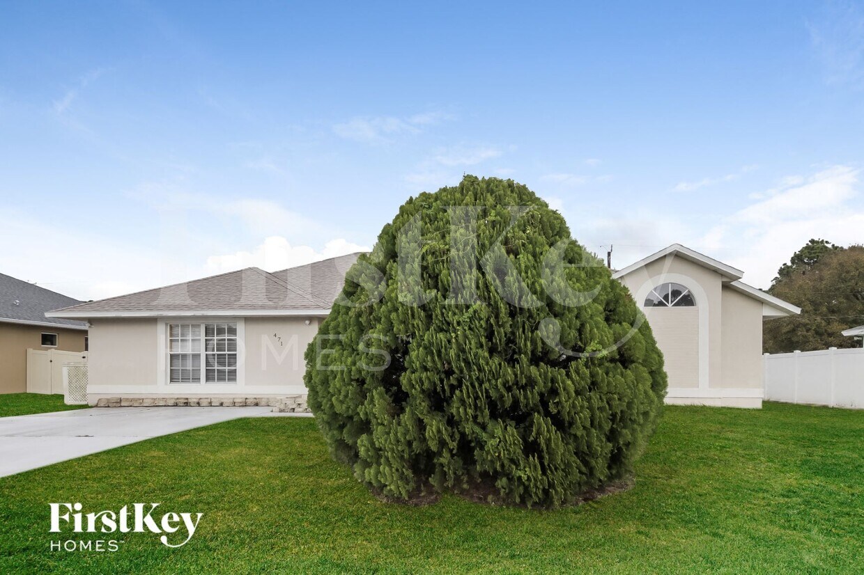 Foto principal - 471 Firestone St NE