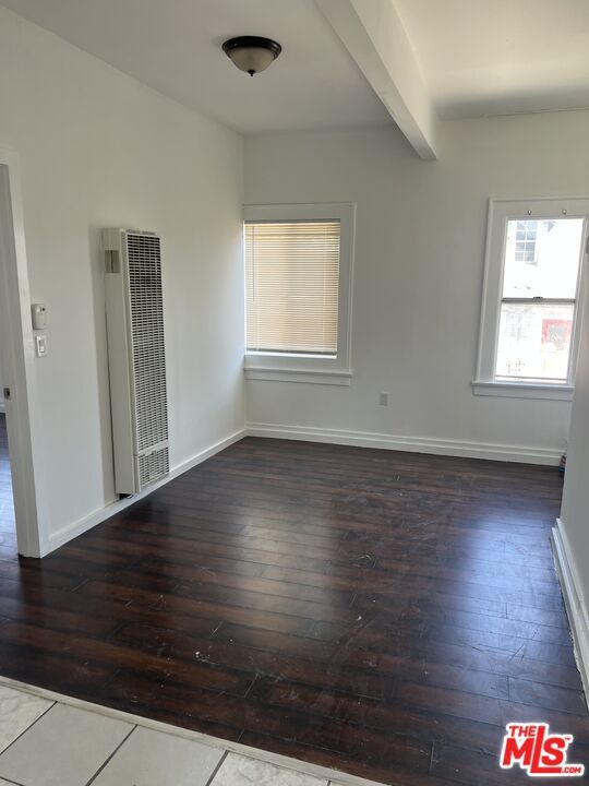 Foto del edificio - 524 1/2-524 1/2 W Vernon Ave