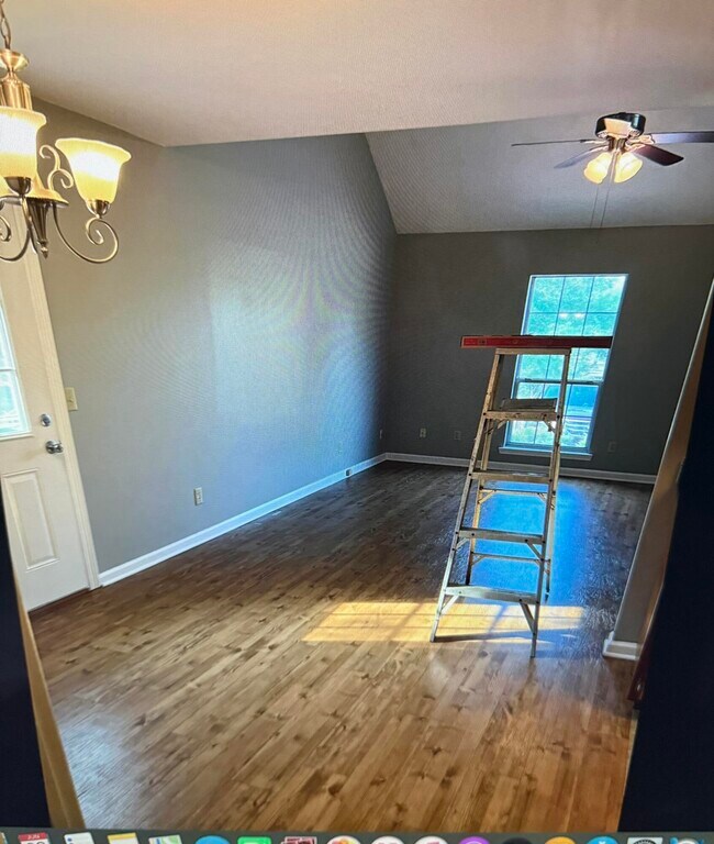 Foto del edificio - 440 17th St NW