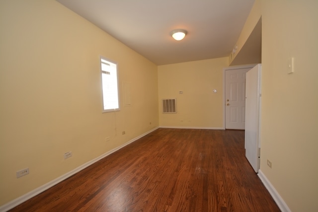 Building Photo - 3614 N Ashland Ave