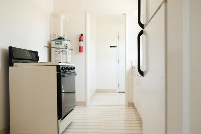 Foto del edificio - 1212 Neilson St